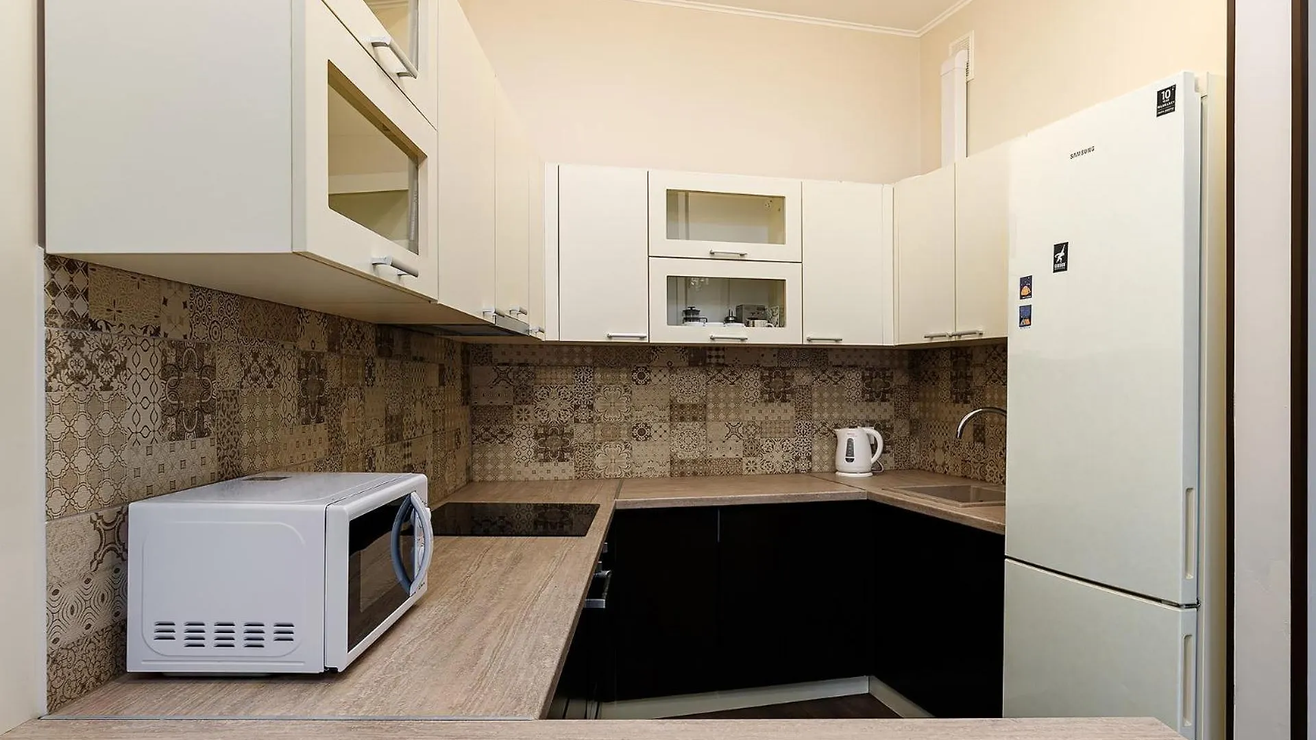 Lights Apartments With Two Bedrooms In The Center Of City 利沃夫
